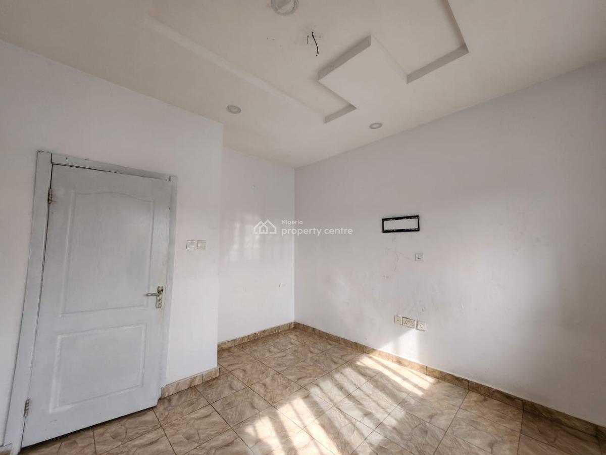 Self Serviced Neatly Used 3 Bedroom Apartment, Thera Annex, Sangotedo, Ajah, Lagos, House for Rent