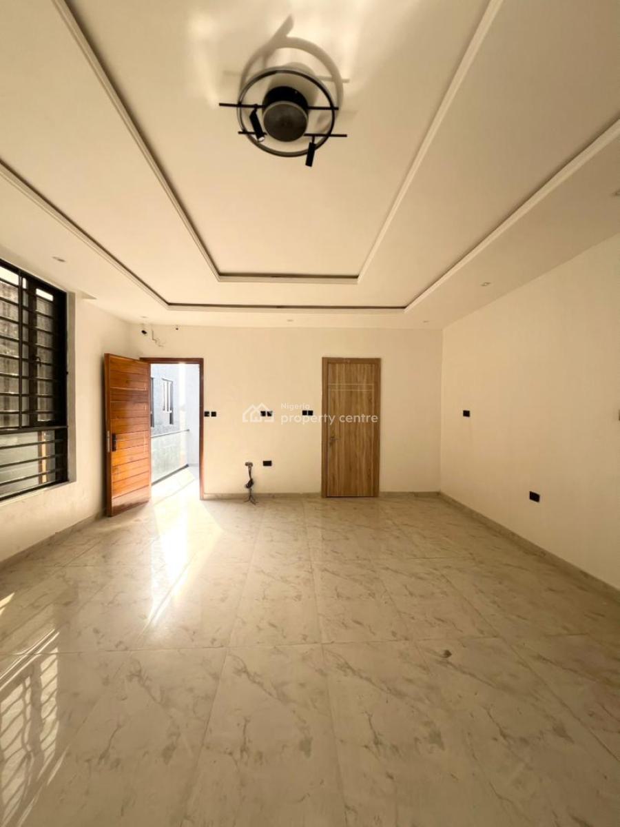 Luxury 4 Bedroom Apartment with Swimming Pool in a Secure Estate, Lekki Phase 1, Lekki, Lagos, Flat / Apartment for Sale