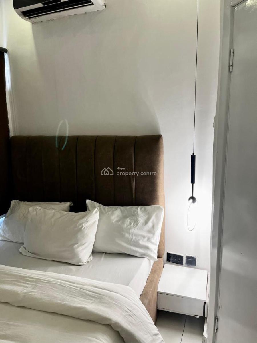 1 Bedroom Apartment, Lekki Phase 1, Lekki, Lagos, Flat / Apartment for Rent