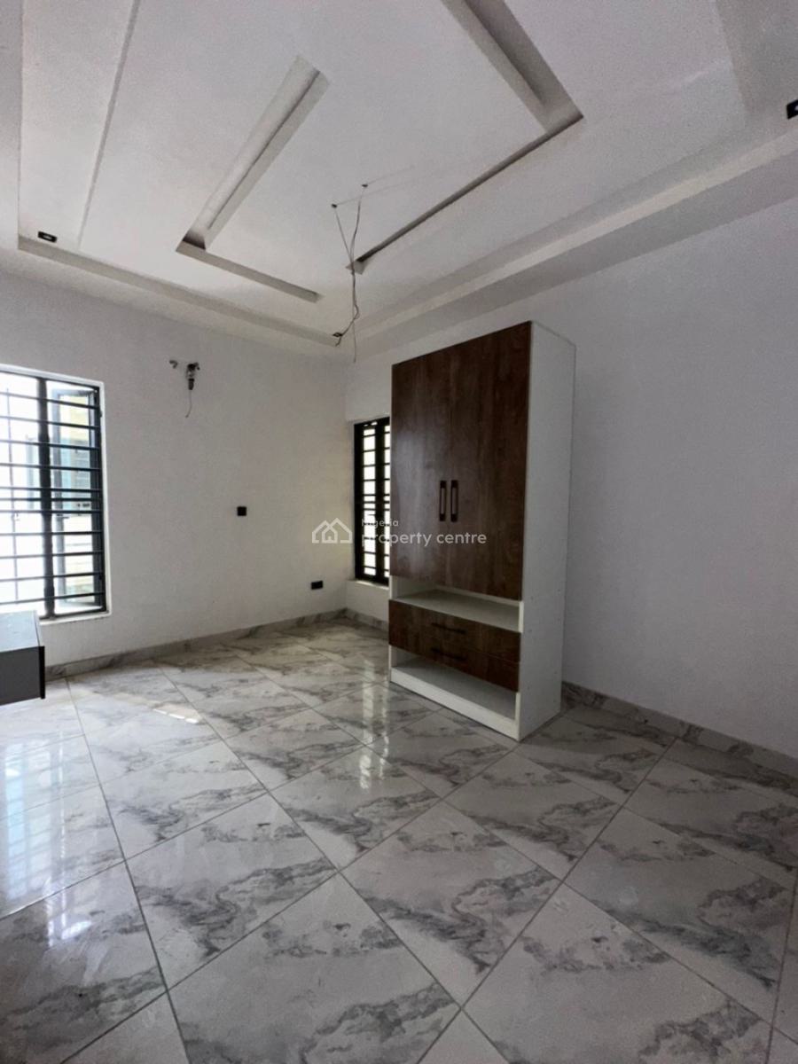 2 Bedroom Apartment with Gym & Pool & Gym, Ikate, Lekki, Lagos, Flat / Apartment for Sale