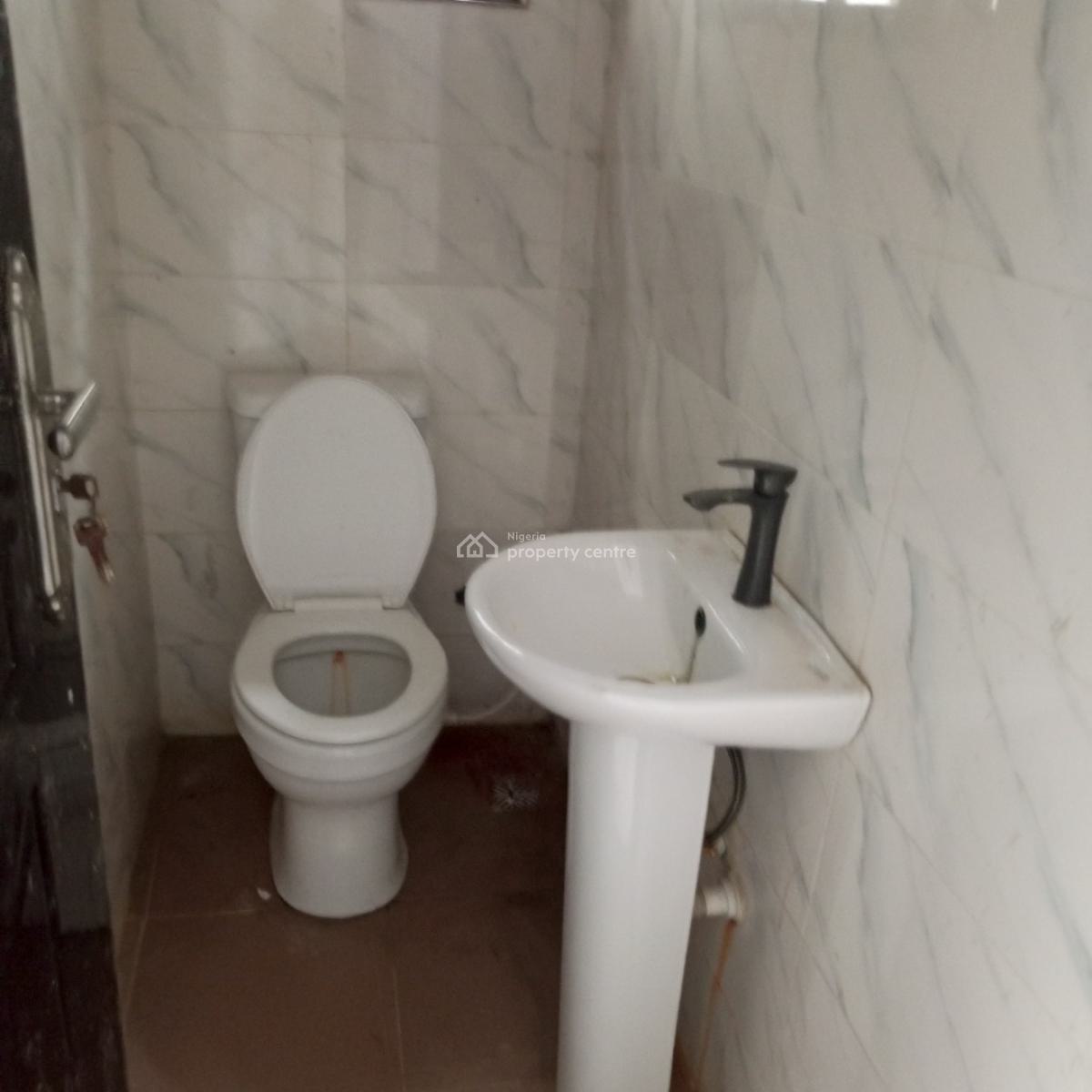 Sharp and Serene 2bedroom Duplex, Seaside Estate Badore Ajah-lekki, Badore, Ajah, Lagos, Flat / Apartment for Rent