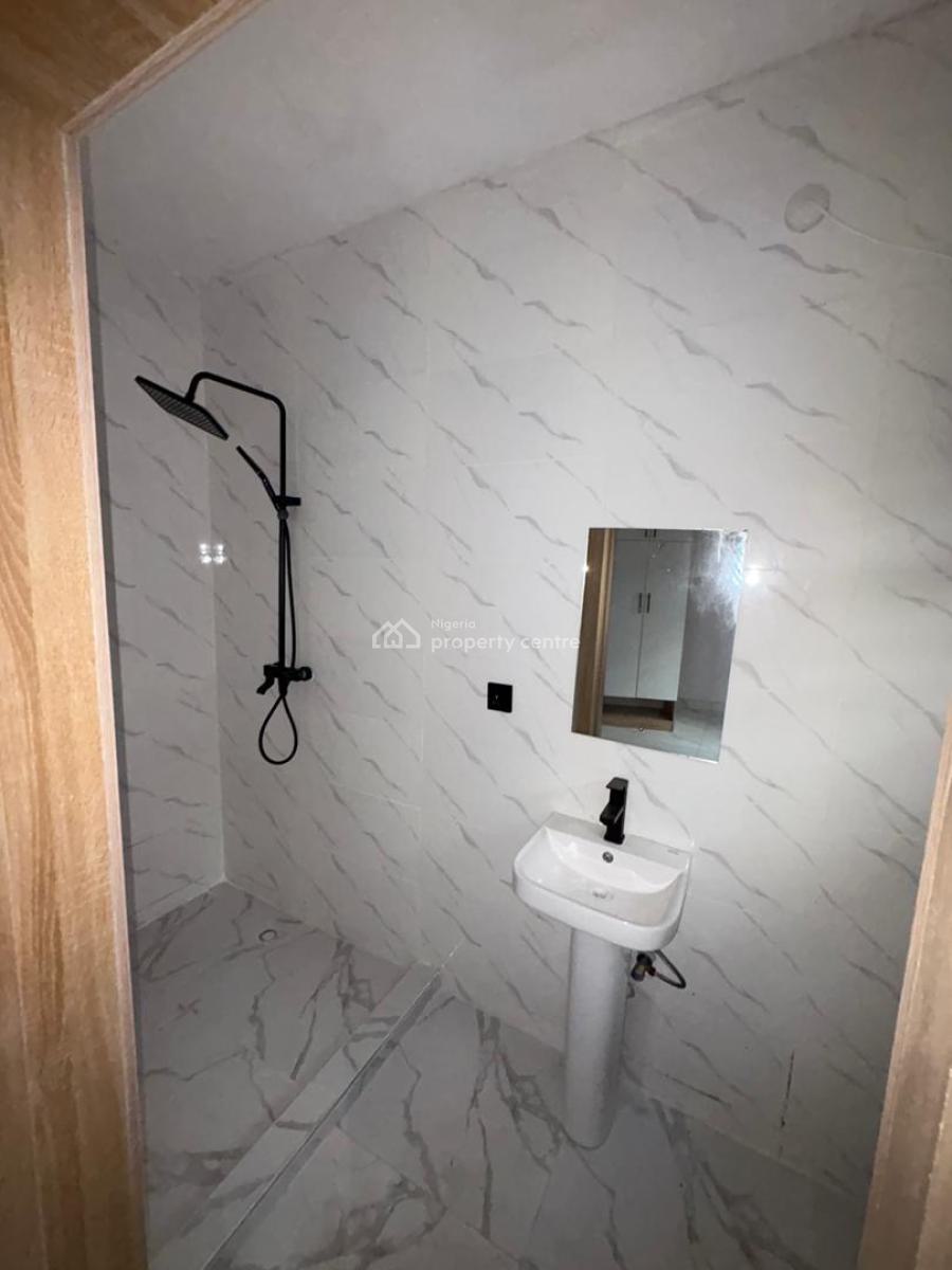 New and Spaciously Built 3 Bedroom All En-suite Apartment, Sangotedo, Ajah, Lagos, Flat / Apartment for Rent