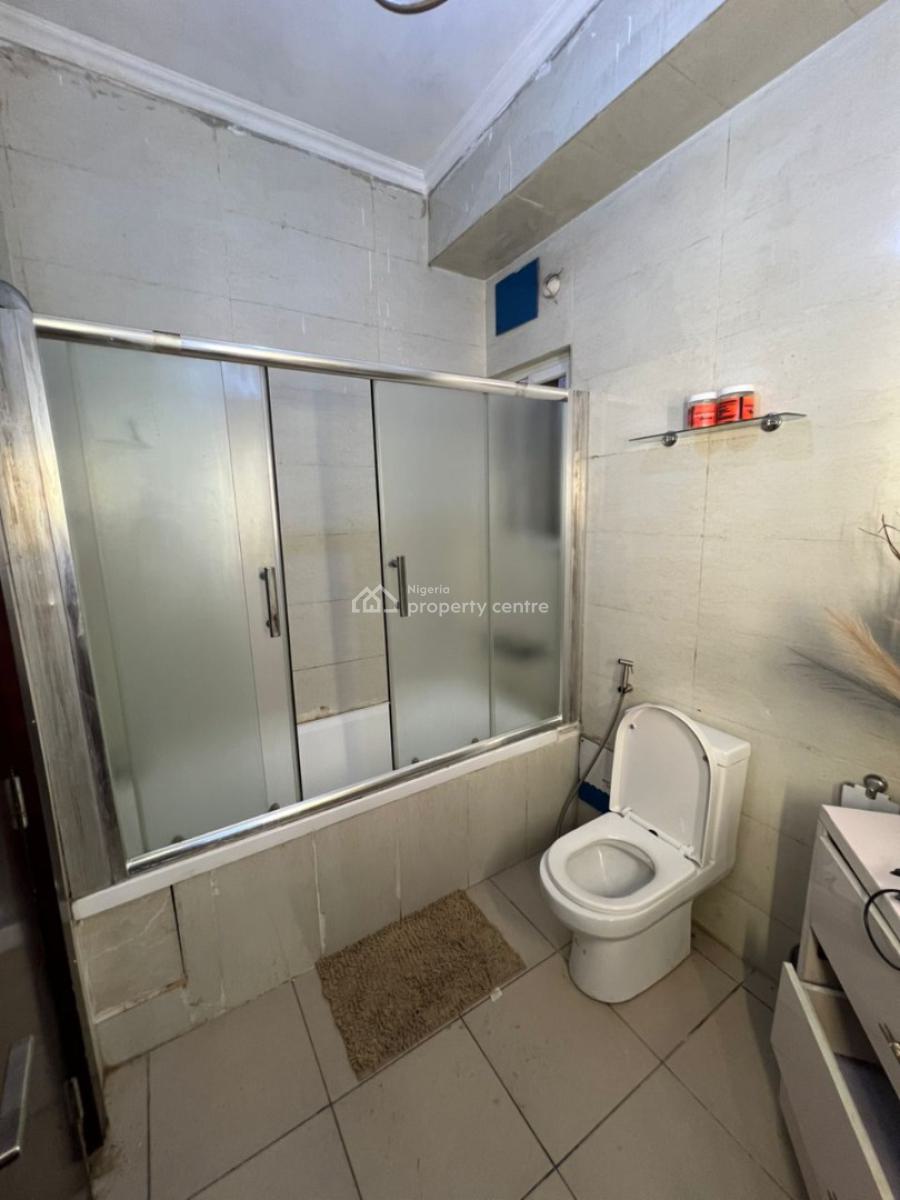 Master Bedroom in a Shared Apartment, Osapa London, Osapa, Lekki, Lagos, Self Contain (single Rooms) for Rent