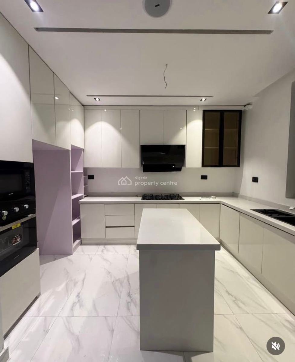 2 Bedrooms, Lekki Phase 1, Lekki, Lagos, Flat / Apartment for Rent