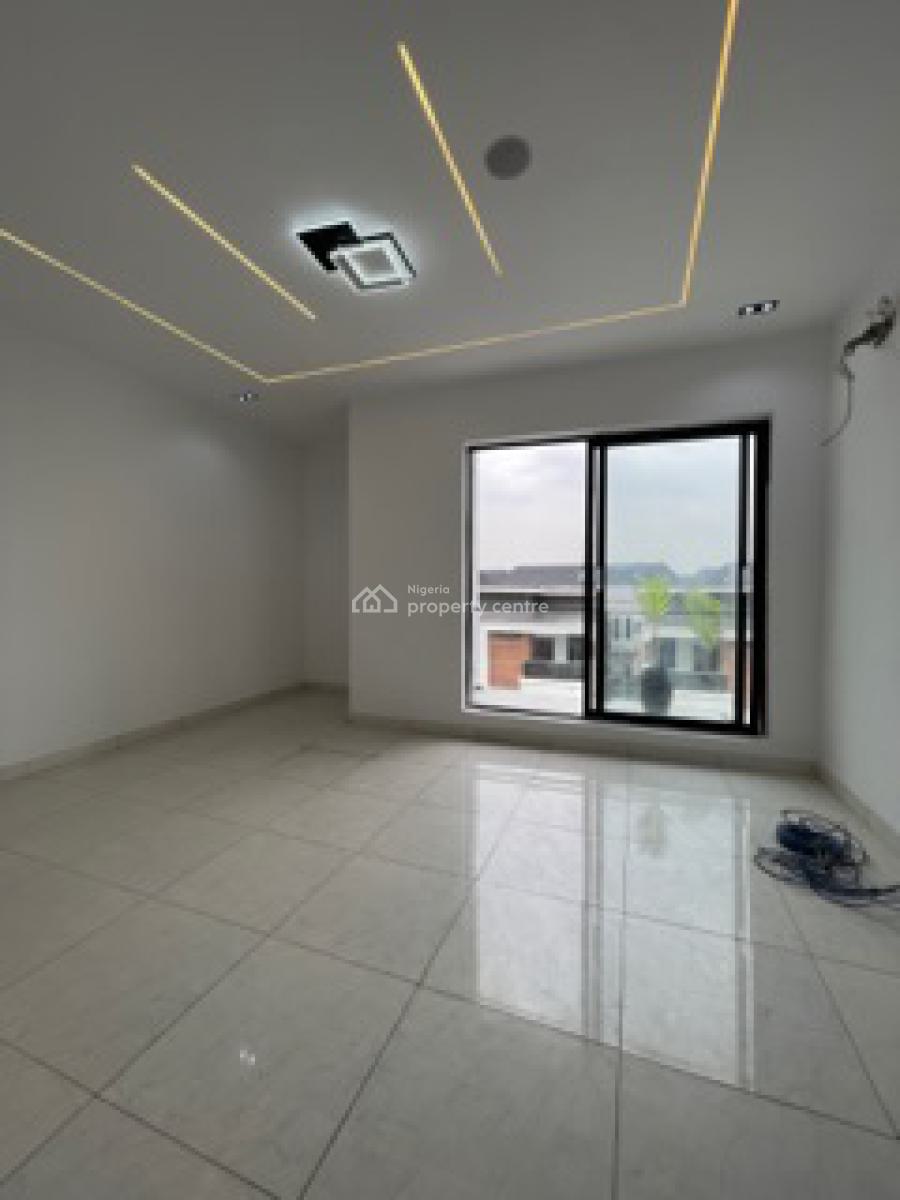 Huge Family Home in a Secured and Gated Estate, Orchid Road Off Chevron Toll Gate, Lekki Phase 2, Lekki, Lagos, Semi-detached Duplex for Sale