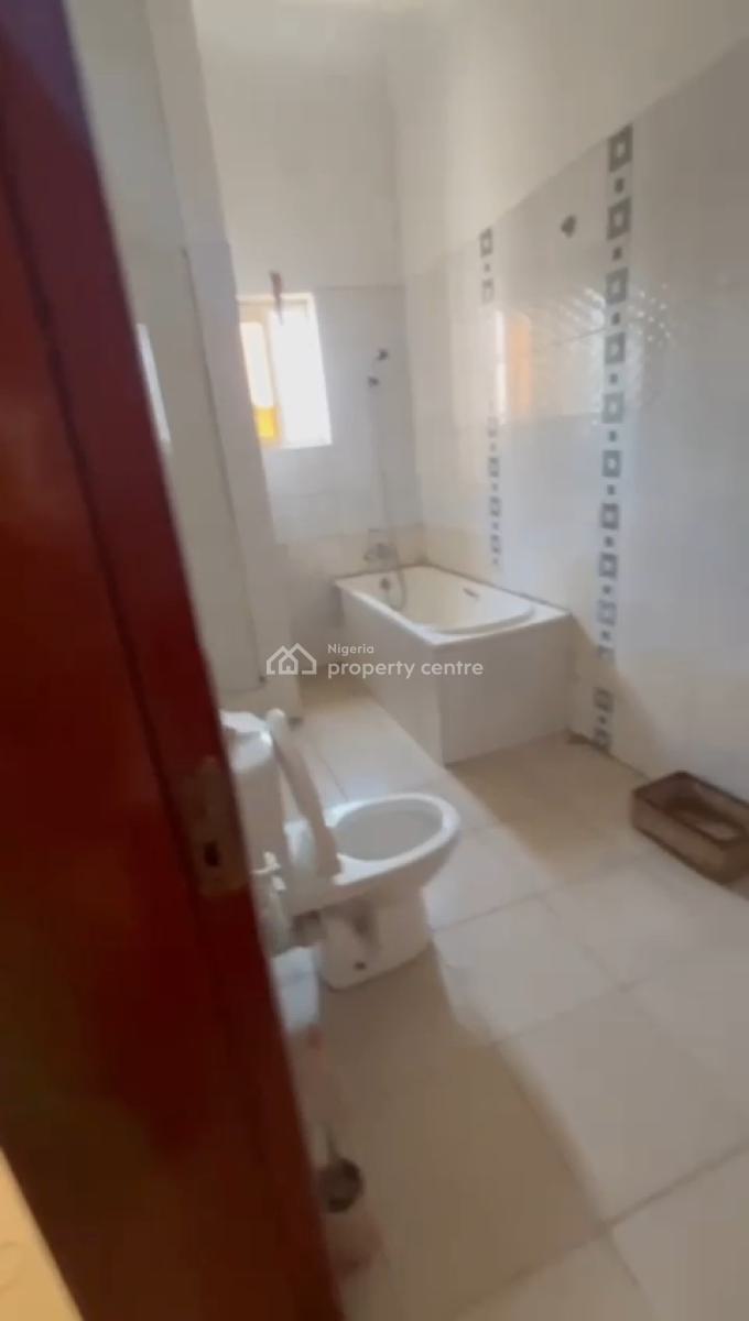 3 Bedrooms Penthouse Apartment on 3rd Floor, Oniru, Victoria Island (vi), Lagos, Flat / Apartment for Sale