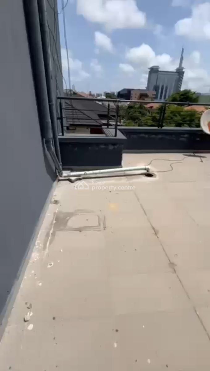 3 Bedrooms Penthouse Apartment on 3rd Floor, Oniru, Victoria Island (vi), Lagos, Flat / Apartment for Sale