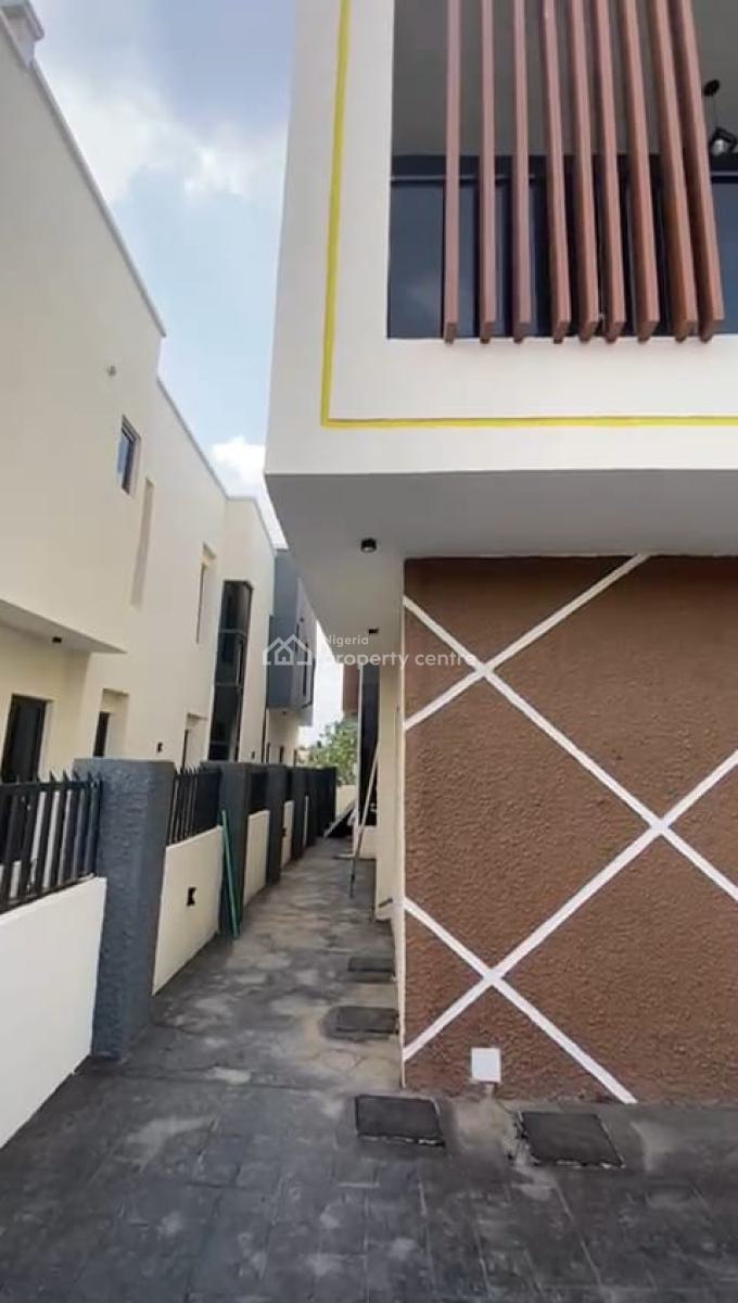 an Elegantly Finished 4 Bedroom Duplex, Ikolaba Est By Officers Mess, Agodi, Ibadan, Oyo, Detached Duplex for Sale