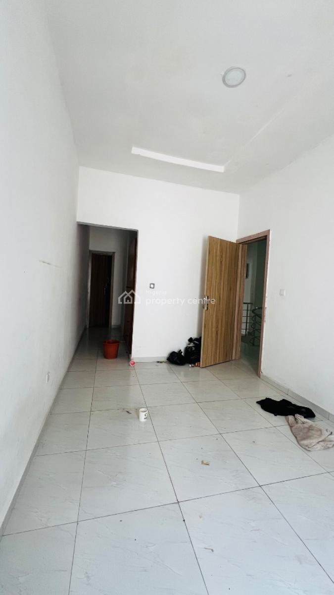 Standard Built 4 Bedroom Terrace Duplex, Vgc, Lekki, Lagos, Terraced Duplex for Rent