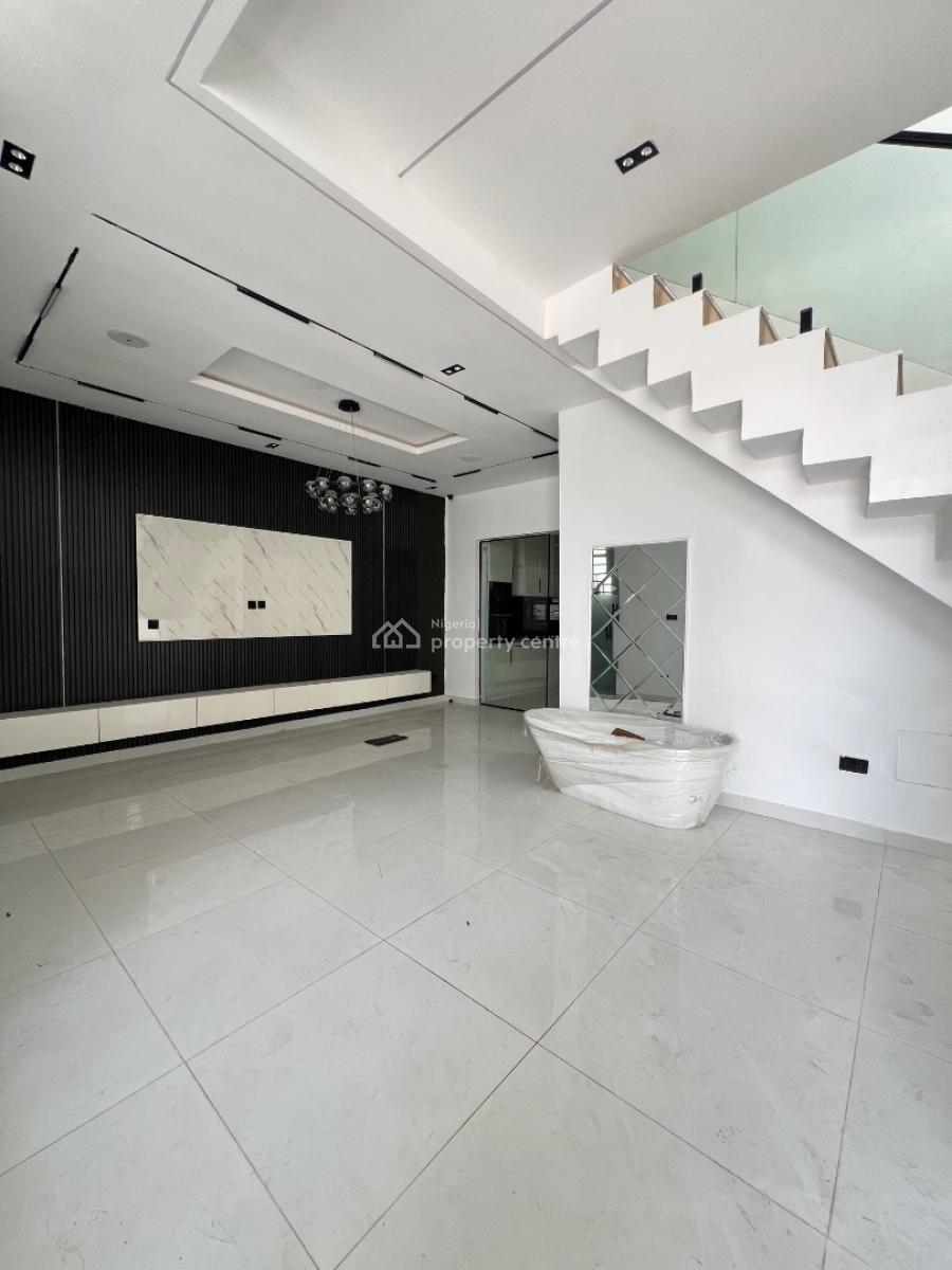 4 Bedroom Semi Detached with Bq, Ikota, Lekki, Lagos, Semi-detached Duplex for Rent