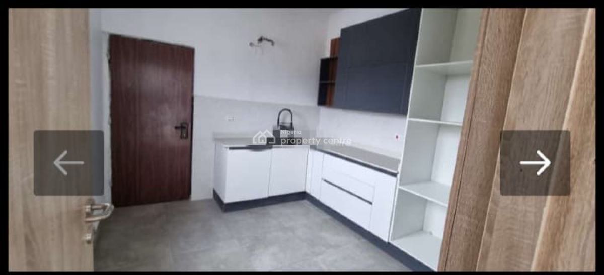 Fully Fitted 2 Bedrooms Apartment, Chevron, Lekki Phase 2, Lekki, Lagos, Flat / Apartment for Sale