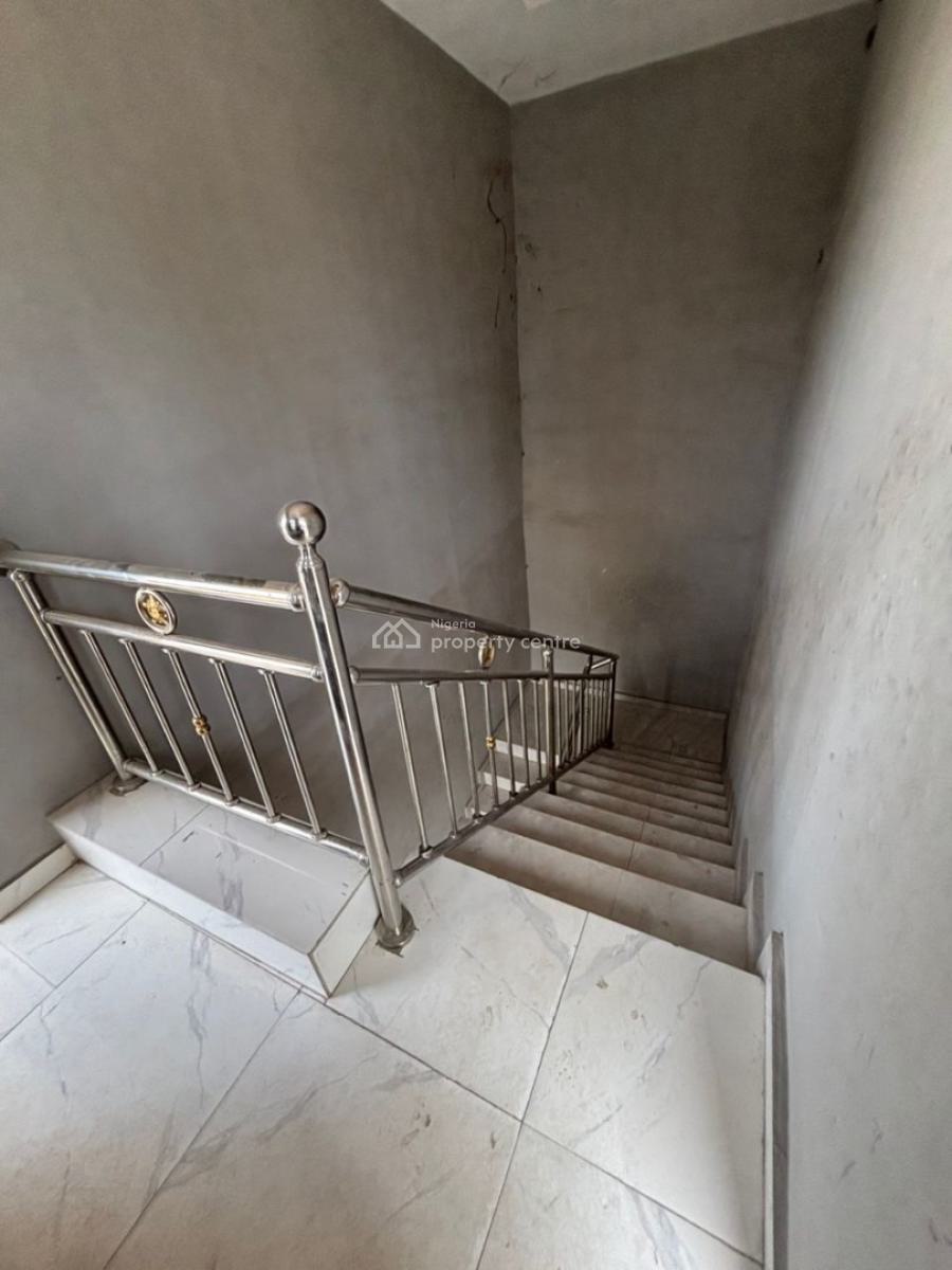 Clean and Nice 2 Bedroom Flat Downstairs, Mobil Road Ilaje, Ajah, Lagos, Flat / Apartment for Rent