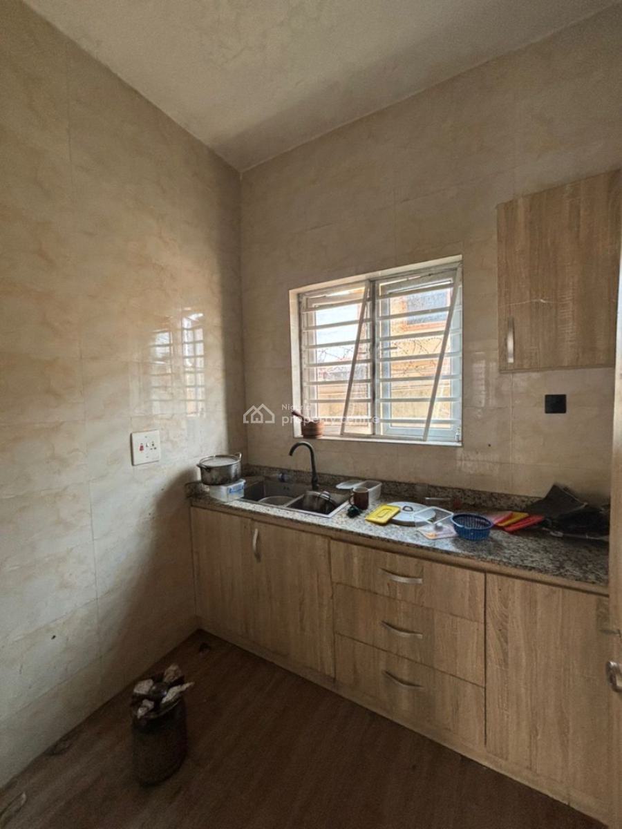 Clean and Nice 2 Bedroom Flat Downstairs, Mobil Road Ilaje, Ajah, Lagos, Flat / Apartment for Rent