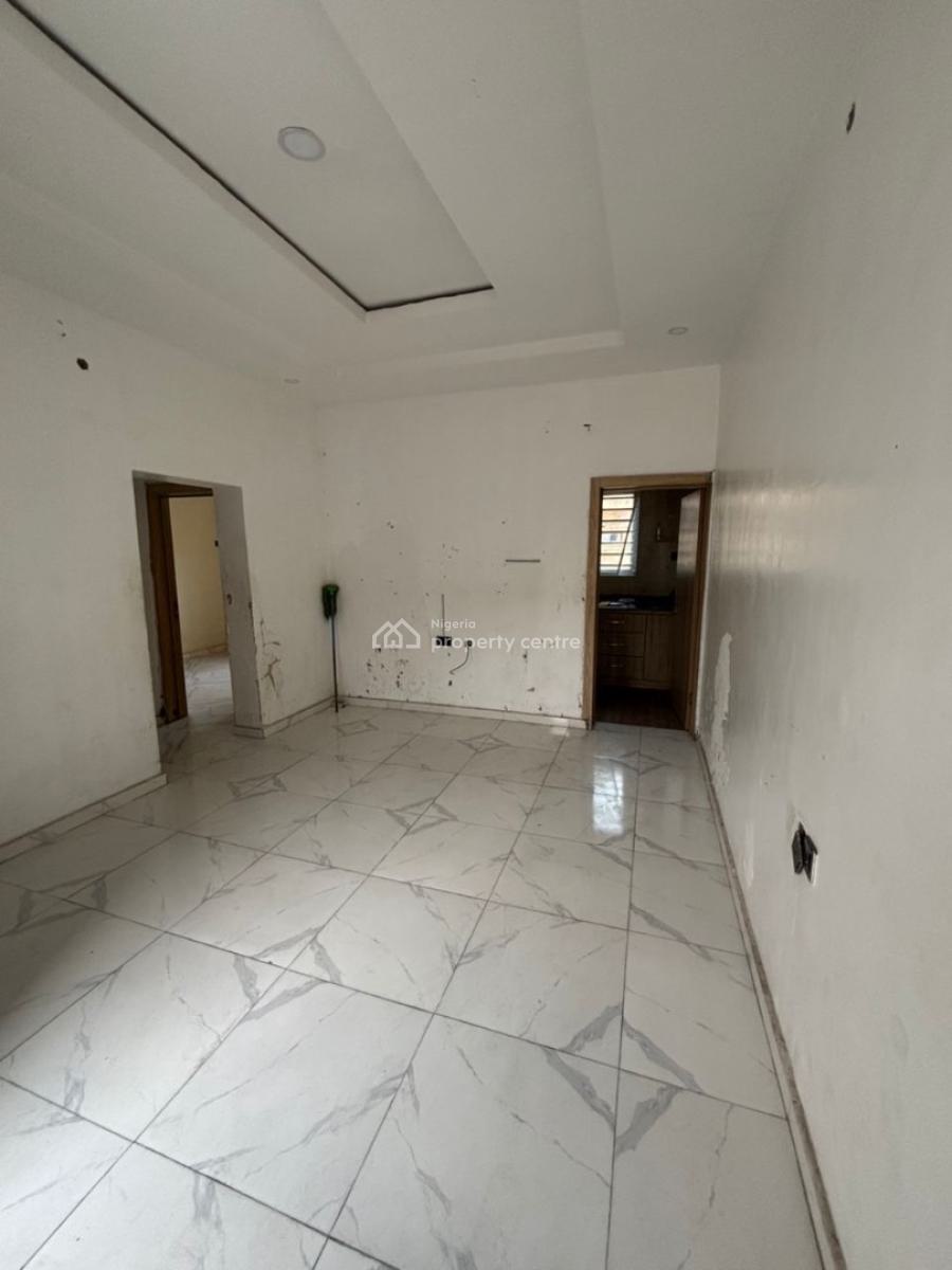 Clean and Nice 2 Bedroom Flat Downstairs, Mobil Road Ilaje, Ajah, Lagos, Flat / Apartment for Rent