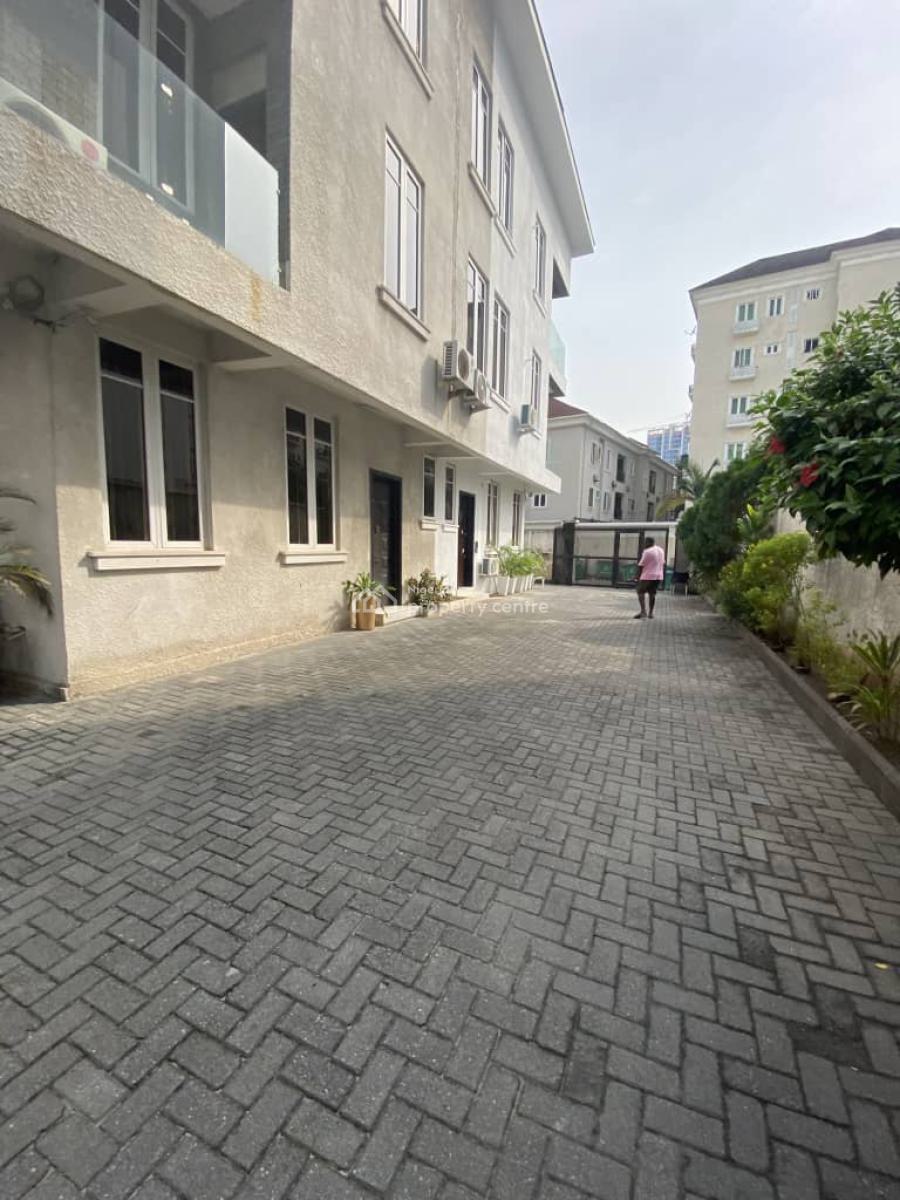 3 Bedrooms Semi-detached House with Bq, House on 3 Floors, Parkview, Ikoyi, Lagos, Terraced Duplex for Rent