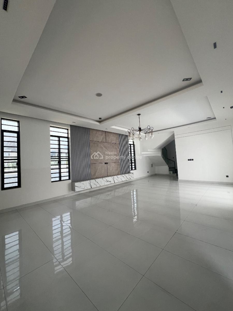 5 Bedroom Fully Detached with Bq, Ikota, Lekki, Lagos, Detached Duplex for Sale