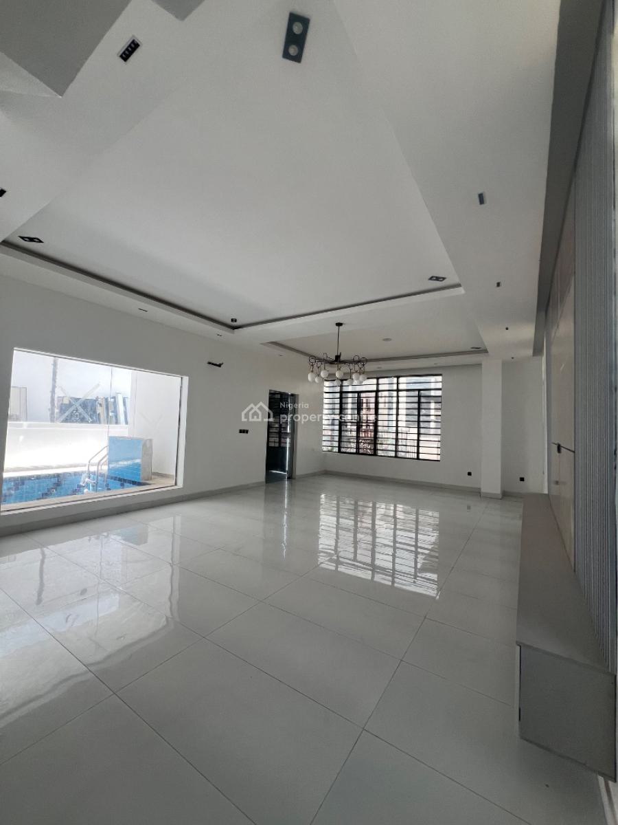 5 Bedroom Fully Detached with Bq, Ikota, Lekki, Lagos, Detached Duplex for Sale