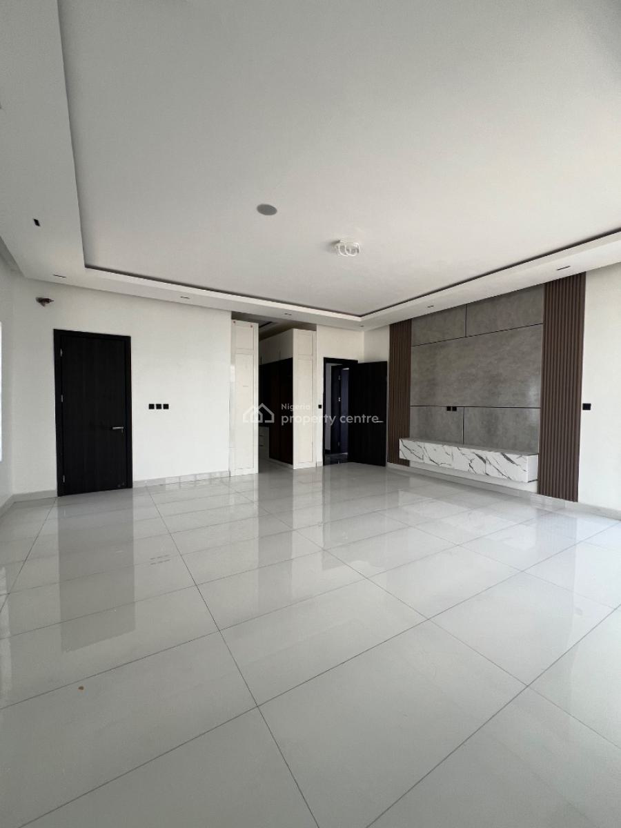 5 Bedroom Fully Detached with Bq, Ikota, Lekki, Lagos, Detached Duplex for Sale