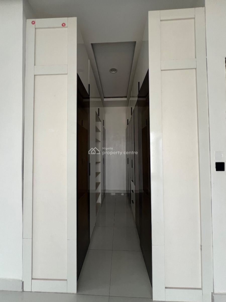5 Bedroom Fully Detached with Bq, Ikota, Lekki, Lagos, Detached Duplex for Sale