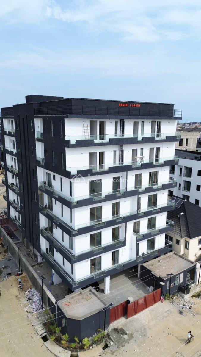 Opulent 2 Bedroom Apartment, Lekki Phase 1, Lekki, Lagos, Flat / Apartment for Sale