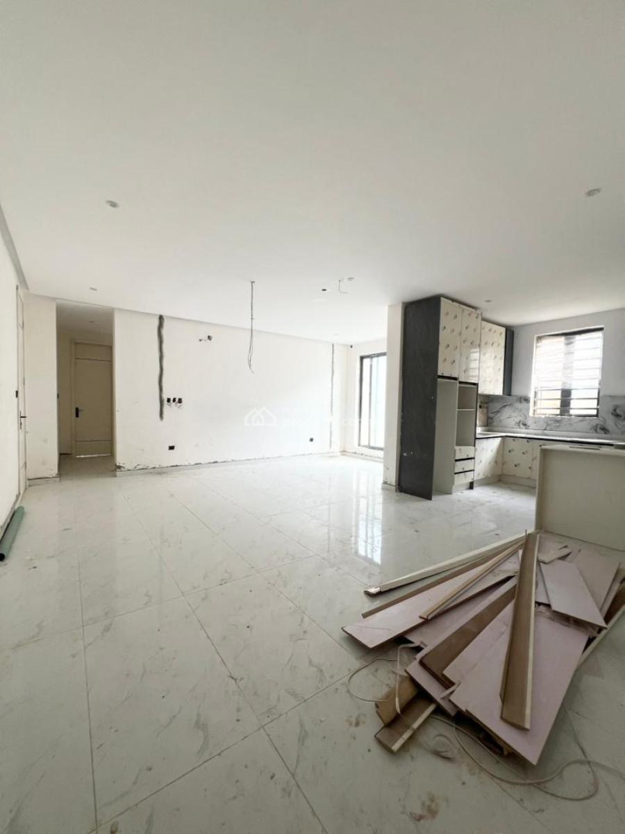 Opulent 2 Bedroom Apartment, Lekki Phase 1, Lekki, Lagos, Flat / Apartment for Sale