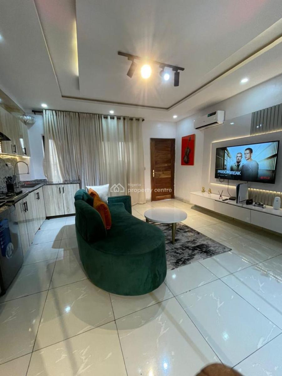 Cozy One Bedroom Apartment with Swimming Pool, Mijl Residence and Villas, Ikate Elegushi, Lekki, Lagos, Flat / Apartment Short Let