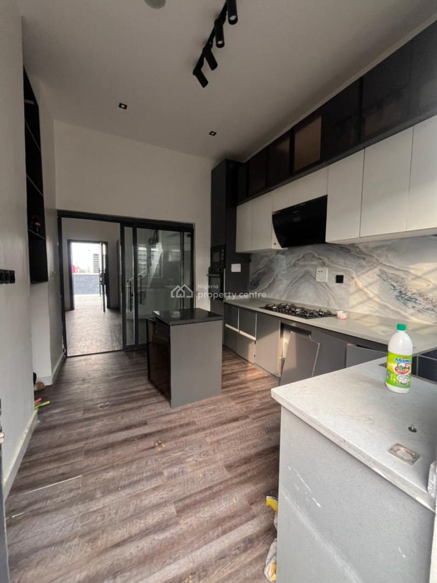 4 Bedroom Terrace Duplex, Lekki County, Lekki, Lagos, Terraced Duplex for Rent