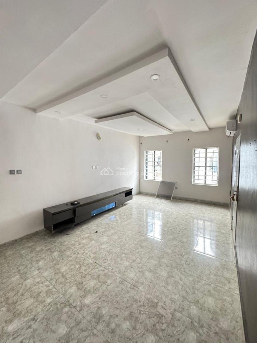 2 Bedroom Apartment, Ikota, Lekki, Lagos, Flat / Apartment for Rent