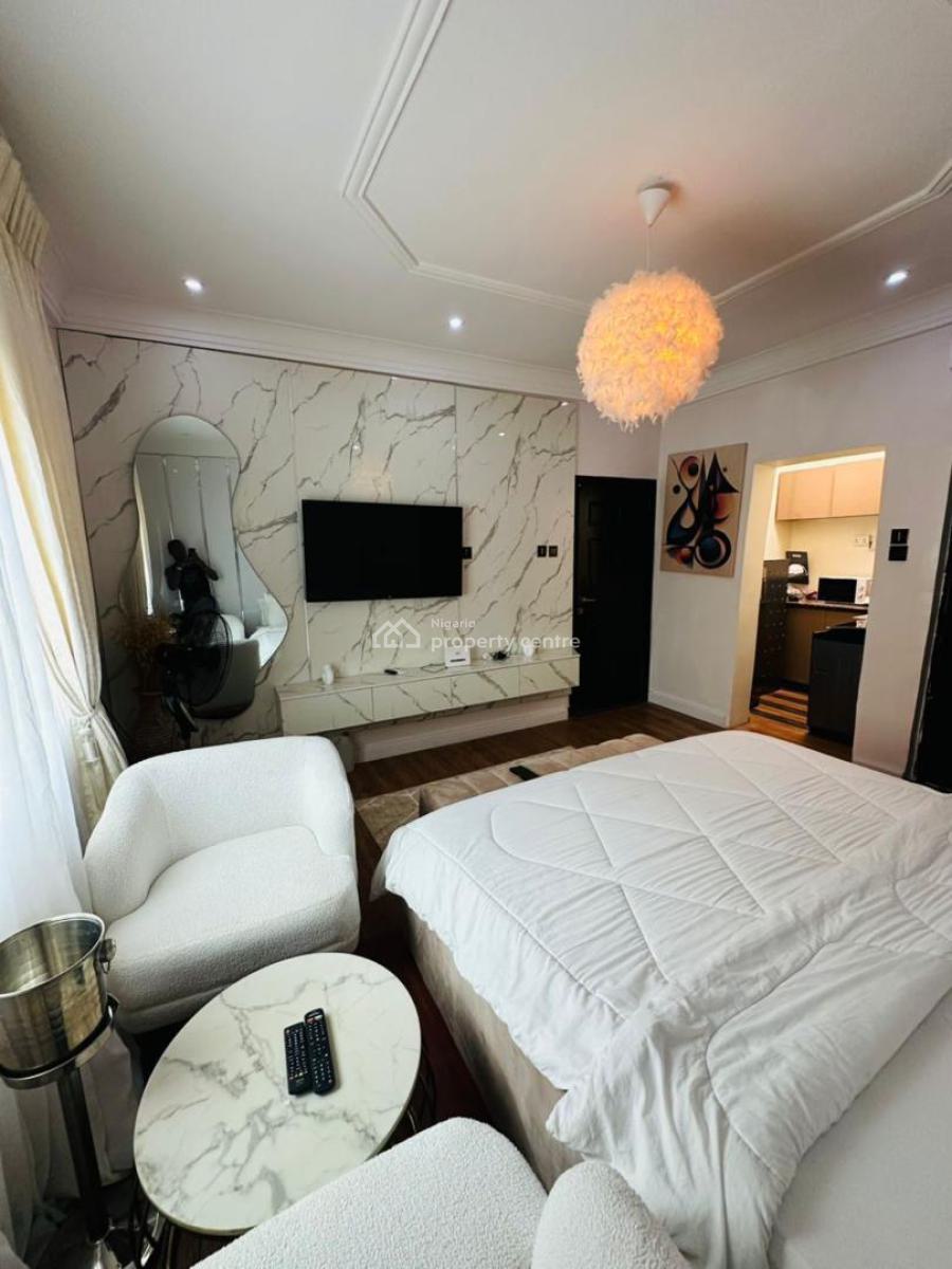Cozy Studio Apartment, Akintunde Adeyemi Street, Lekki Phase 1, Lekki, Lagos, Self Contain (single Rooms) Short Let