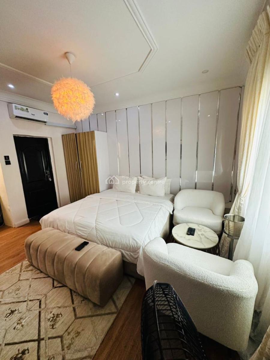 Cozy Studio Apartment, Akintunde Adeyemi Street, Lekki Phase 1, Lekki, Lagos, Self Contain (single Rooms) Short Let