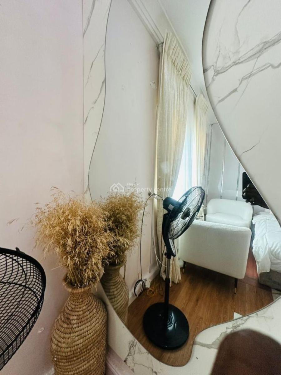 Cozy Studio Apartment, Akintunde Adeyemi Street, Lekki Phase 1, Lekki, Lagos, Self Contain (single Rooms) Short Let