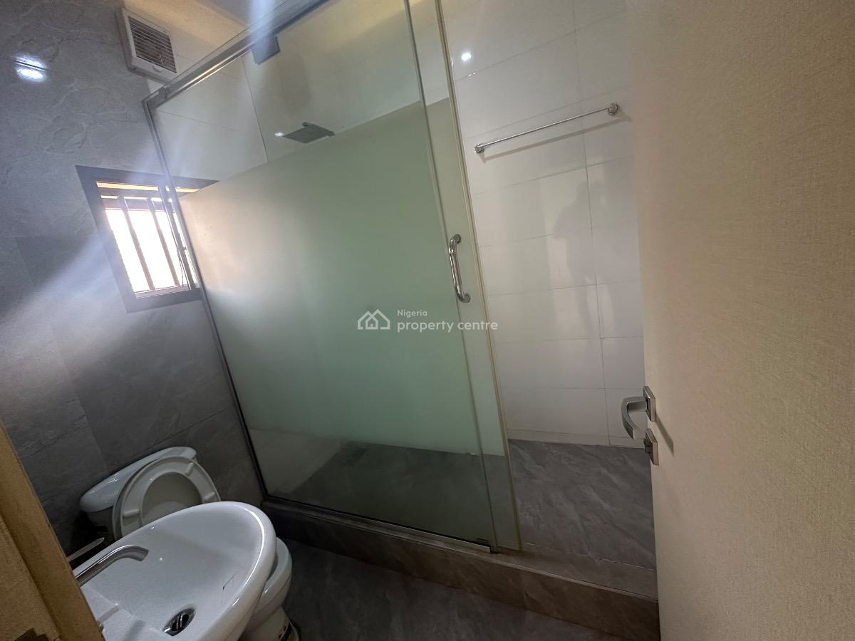 Well Built Luxury 3 Bedroom Flat with Bq, Wuse 2, Abuja, Flat / Apartment for Rent