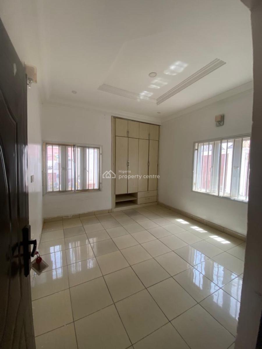 Luxury Spacious 3 Bedroom Bungalow with 2 Rooms Bq, Gwarinpa, Abuja, Detached Bungalow for Sale