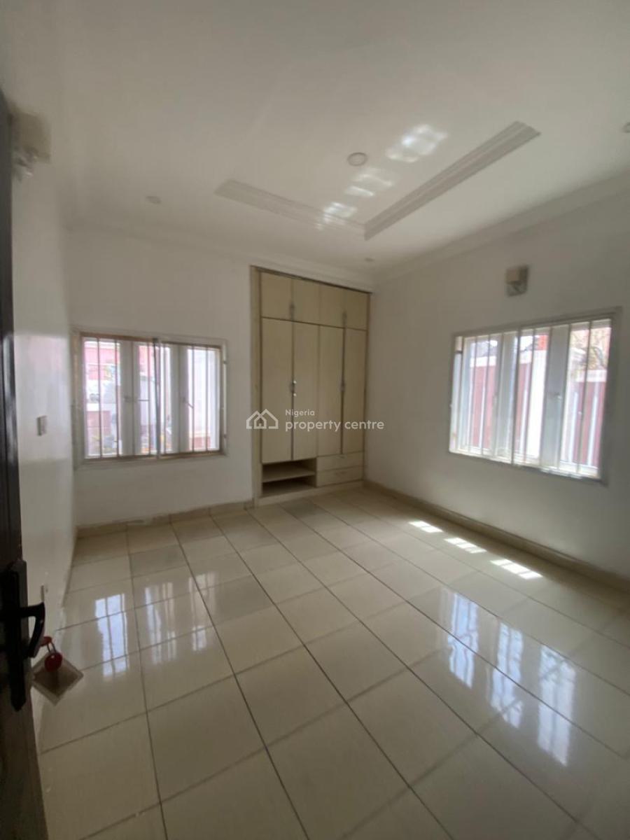 Luxury Spacious 3 Bedroom Bungalow with 2 Rooms Bq, Gwarinpa, Abuja, Detached Bungalow for Sale