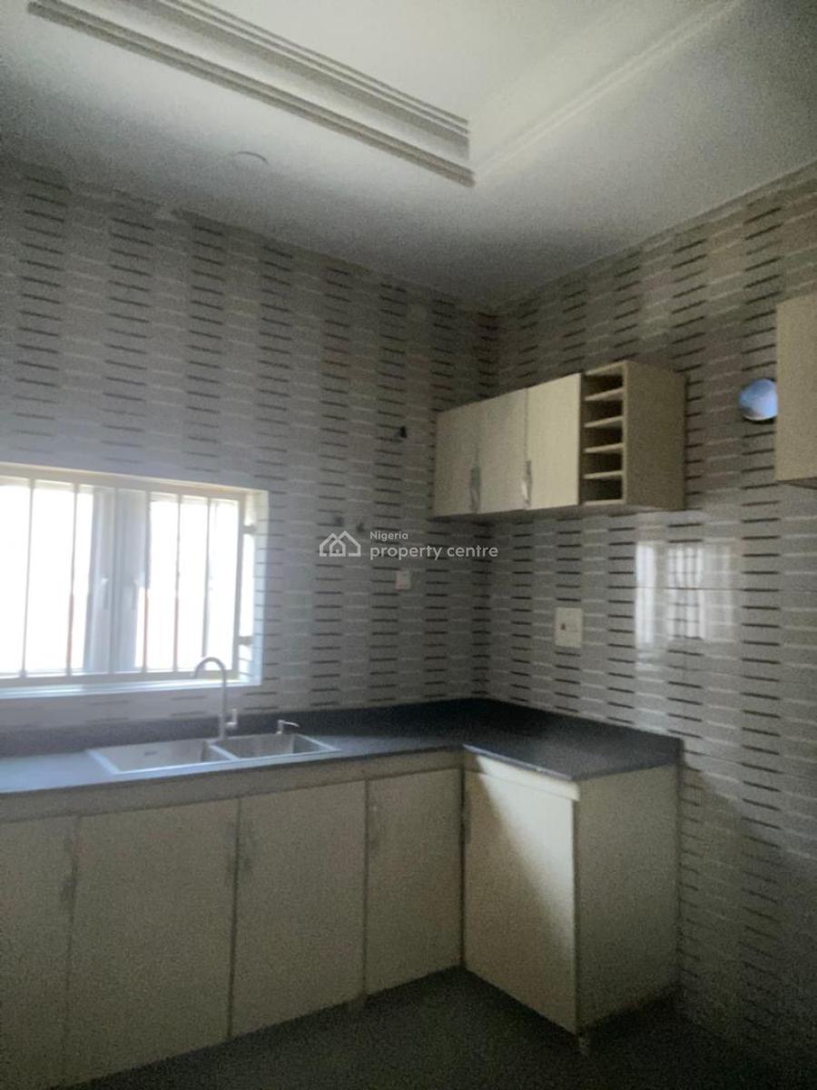 Luxury Spacious 3 Bedroom Bungalow with 2 Rooms Bq, Gwarinpa, Abuja, Detached Bungalow for Sale