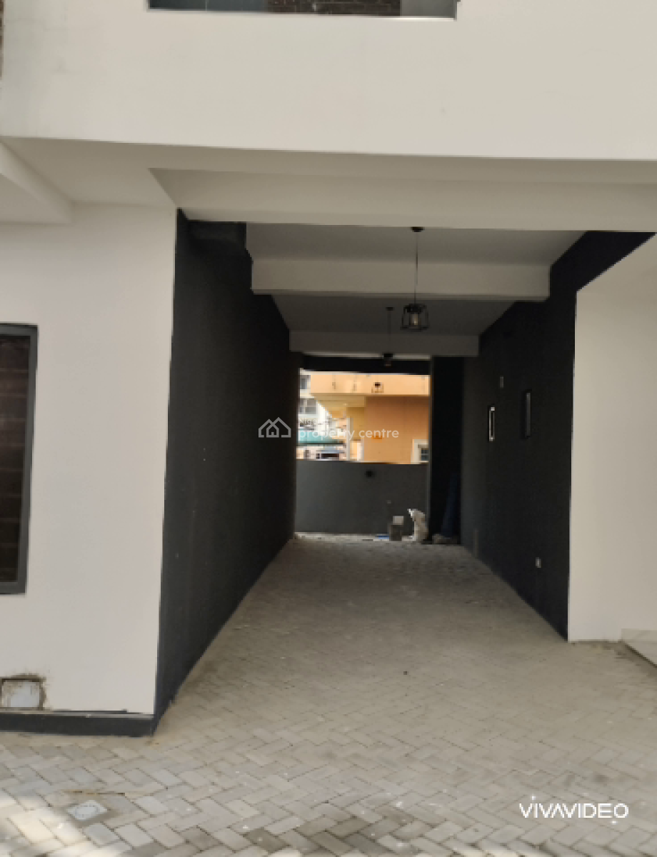 4 Bedroom Terrace, Ologolo, Lekki, Lagos, Terraced Duplex for Sale