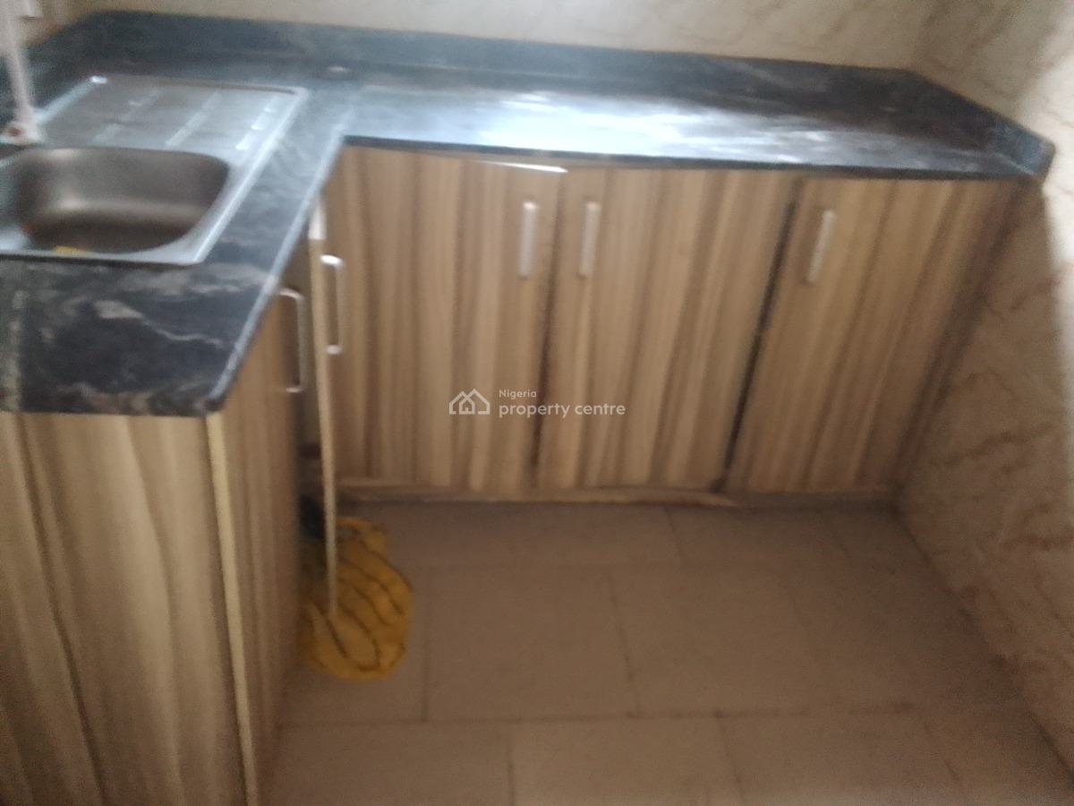 Spacious Luxury 2 Bedroom Flat with Excellent Features, Theranex Ogombo Rd, Ogombo, Ajah, Lagos, Flat / Apartment for Rent