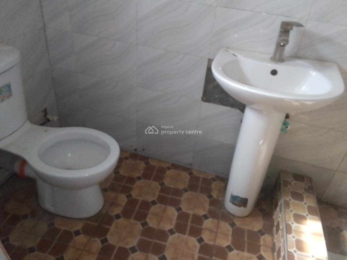 Spacious Luxury 2 Bedroom Flat with Excellent Features, Theranex Ogombo Rd, Ogombo, Ajah, Lagos, Flat / Apartment for Rent