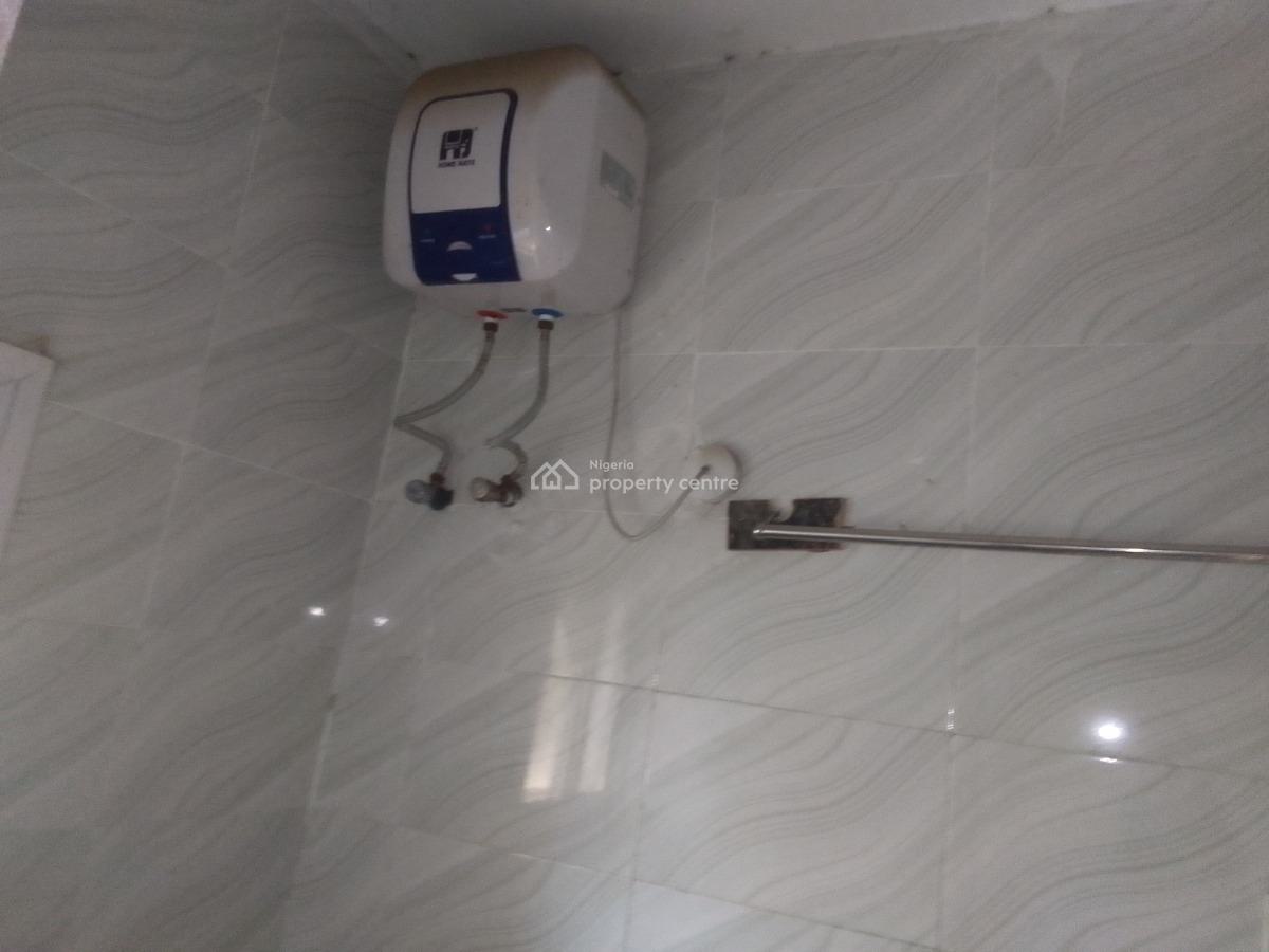 Spacious Luxury 2 Bedroom Flat with Excellent Features, Theranex Ogombo Rd, Ogombo, Ajah, Lagos, Flat / Apartment for Rent