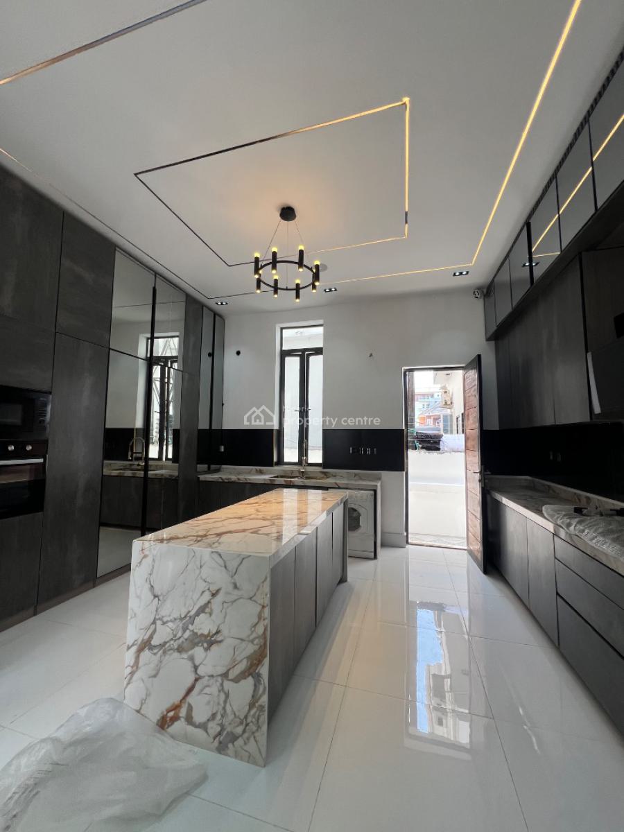 5 Bedroom Fully Detached with Bq, Ikota, Lekki, Lagos, Detached Duplex for Sale