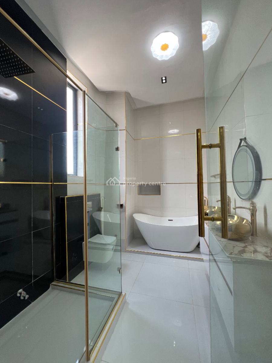 5 Bedroom Fully Detached with Bq, Ikota, Lekki, Lagos, Detached Duplex for Sale