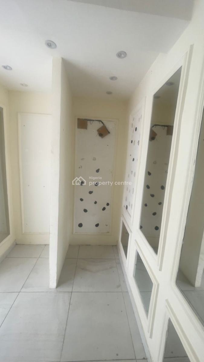 250sqm Commercial Space with 60sqm Penthouse (upper Floor), Lekki Phase 1, Lekki, Lagos, Commercial Property for Rent