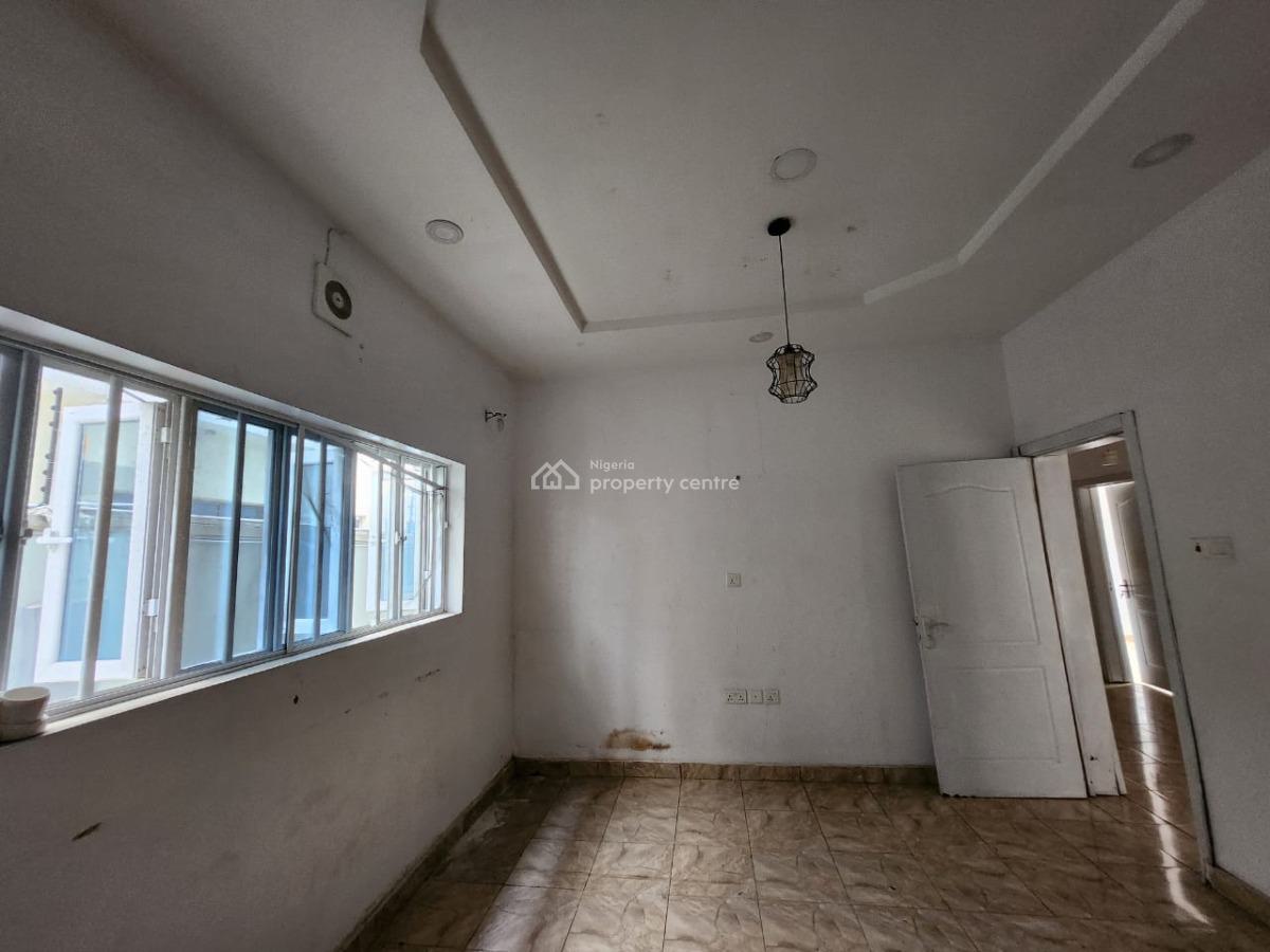 Neat Used 3 Bedroom Flat, Terra Annex, Sangotedo, Ajah, Lagos, Flat / Apartment for Rent