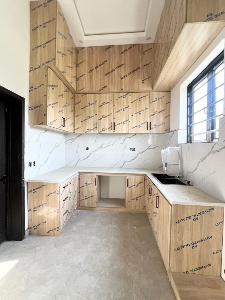 Spacious Lovely 3 Bedroom Terrace Duplex with Bq in a Secure Estate, Orchid, Lekki, Lagos, Terraced Duplex for Sale