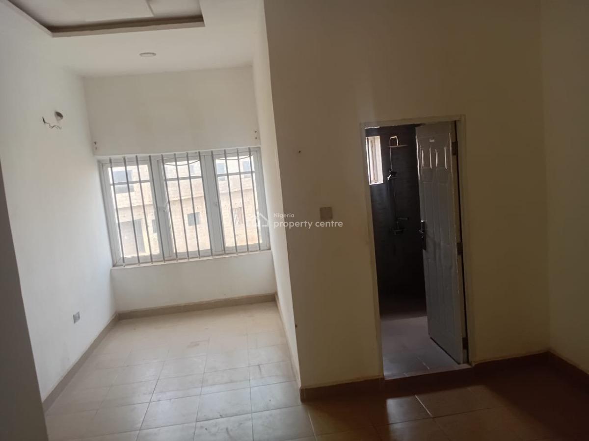 Block of 4 Flats on 400sqm, Lugbe Abuja Royal Garden, Lugbe District, Abuja, Block of Flats for Sale