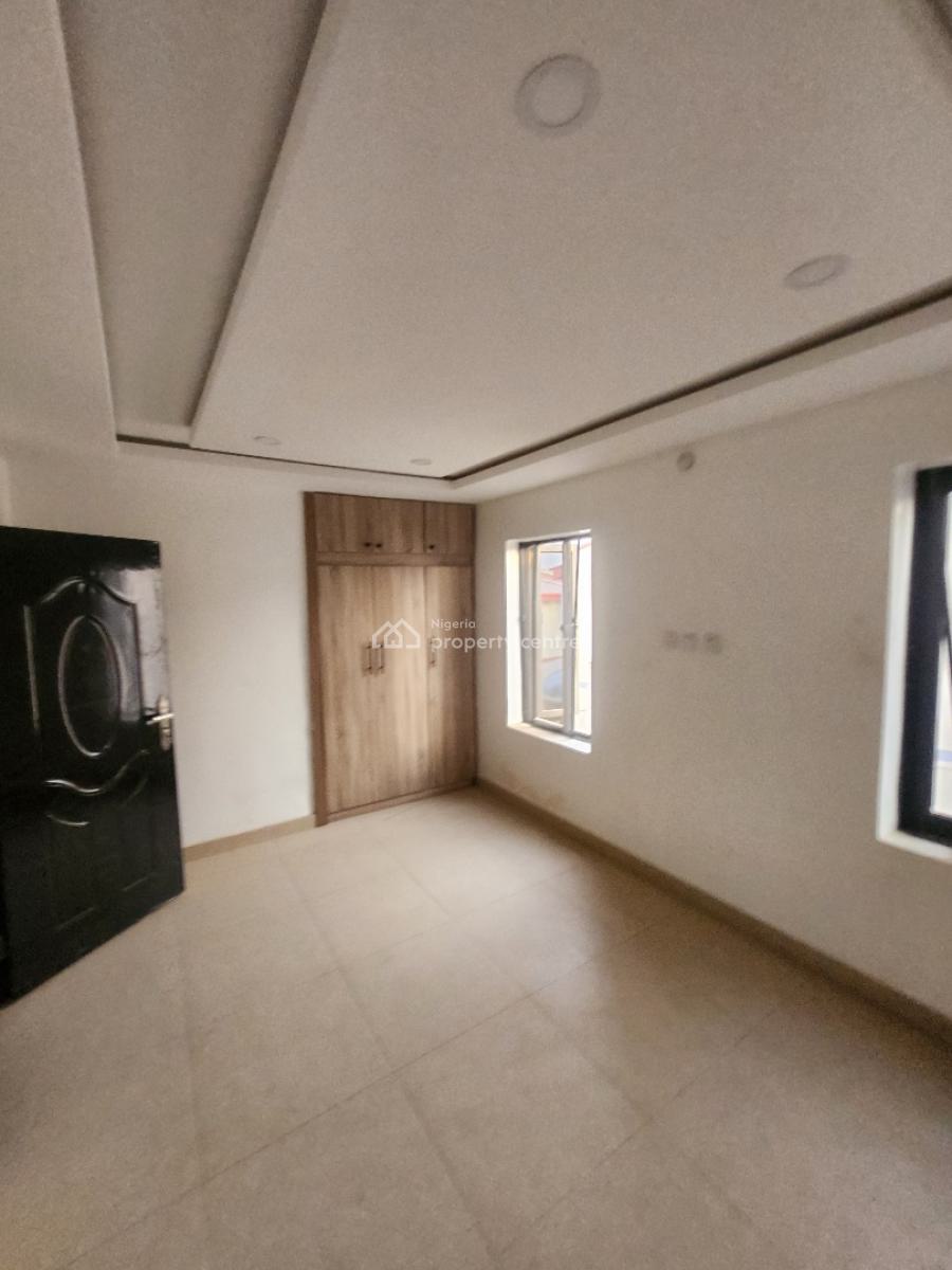 Clean Brand New 4bedroom Semi Detached Duplex , Alone in Compound of, By Roundabout (tarred Rd), Kado, Abuja, Semi-detached Duplex for Sale