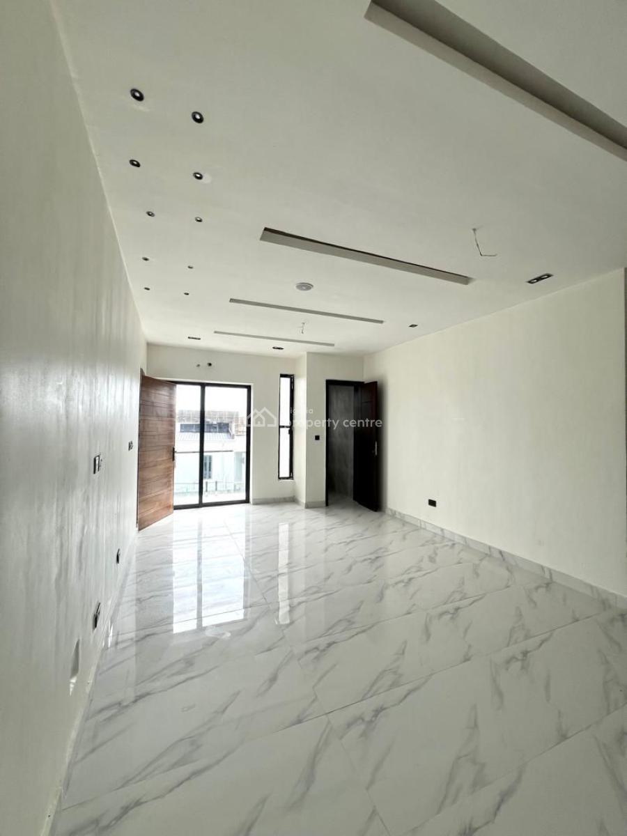 Self Compound 4 Bedroom Semi Detached Duplex with Bq, Ologolo, Lekki, Lagos, Flat / Apartment for Sale