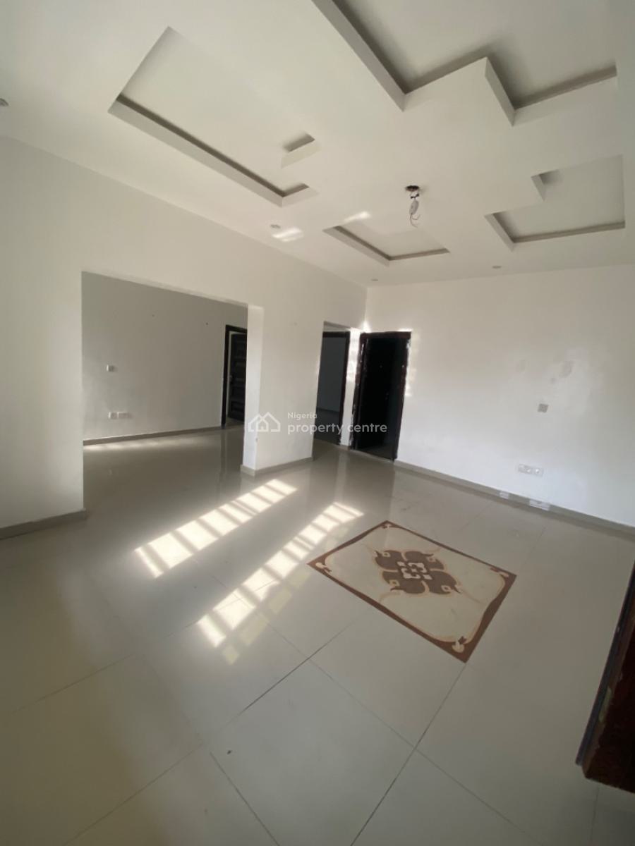 Neatly Used 2bedroom Flat, Peninsula Garden Estate, Behind Blenco, Ajah, Lagos, Flat / Apartment for Rent