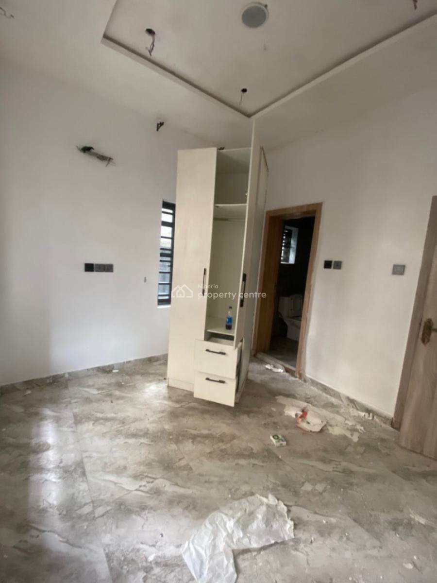 Luxury Built 2 Bedroom Apartment, Lekki Scheme 2 By Abraham Adesanya, Ajah, Lagos, Flat / Apartment for Rent