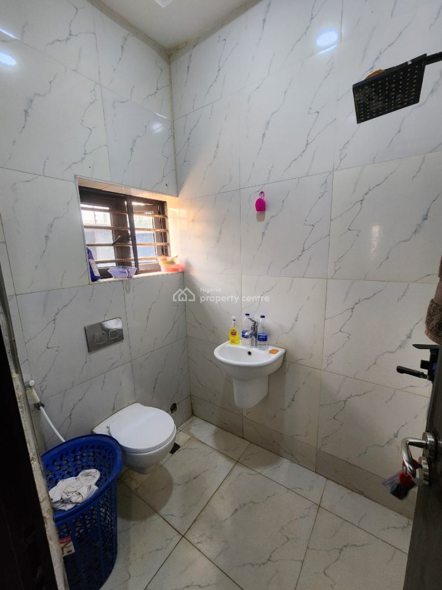 Luxury Two Bedroom Block of Flat, Dawaki District, Dawaki, Gwarinpa, Abuja, Flat / Apartment for Rent